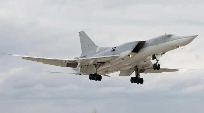 中美俄轰炸机数量对比：美158架，俄有135架，中国是有多少呢？