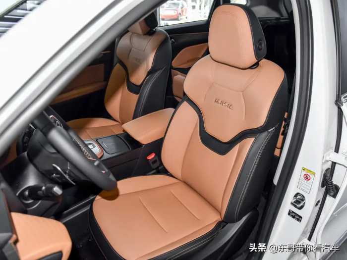 实惠的中国品牌紧凑型SUV，10万左右，配置高，实拍哈弗初恋